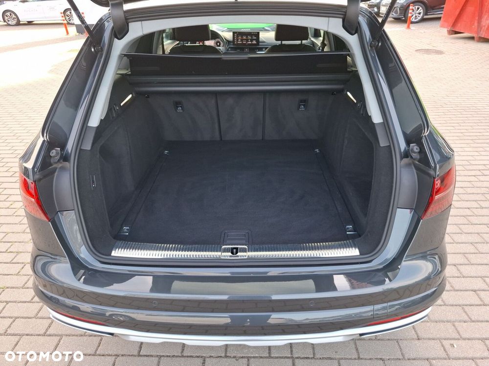 Audi A4 Allroad - 10