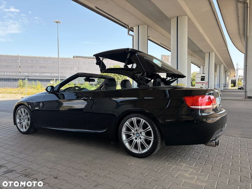 BMW Seria 3 325i M Sport Edition - 6