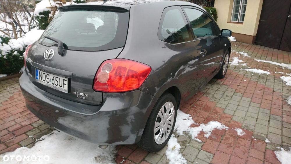 Toyota Auris 2.0 D-4D Premium - 3