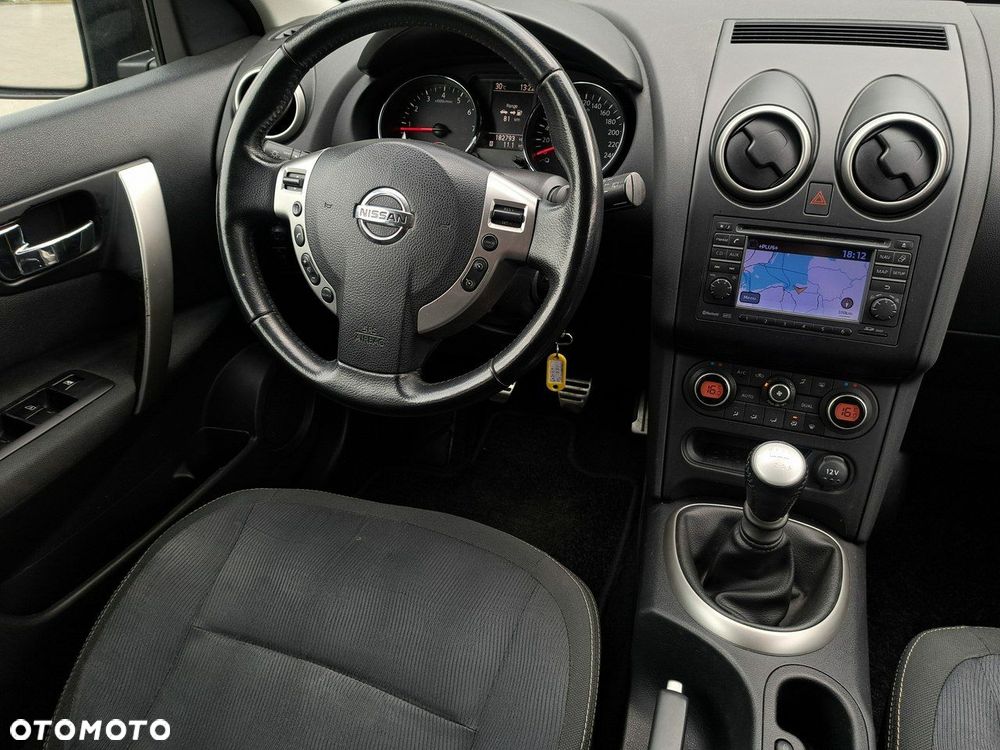 Nissan Qashqai - 17