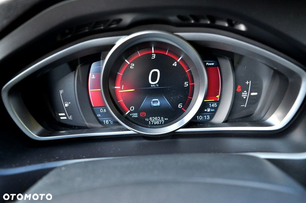 Volvo V40 Cross Country D2 Summum - 20