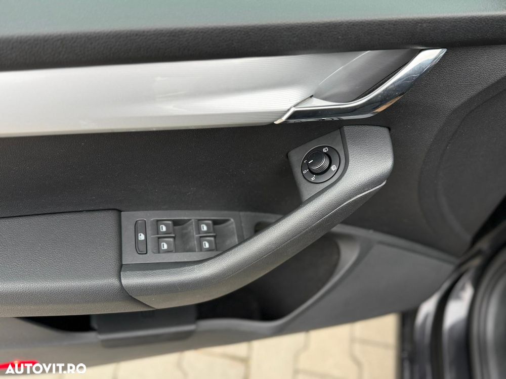 Skoda Octavia 1.6 TDI 4X4 ELEGANCE - 12