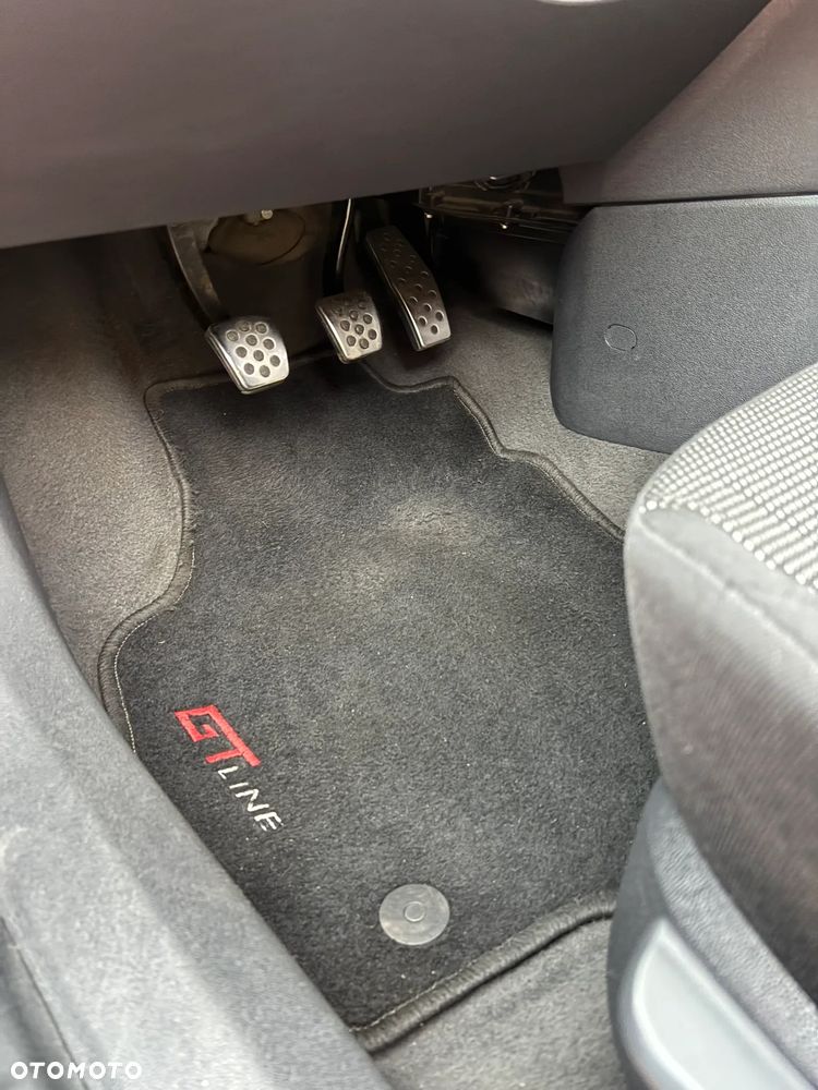 Opel Astra 1.6 - 9