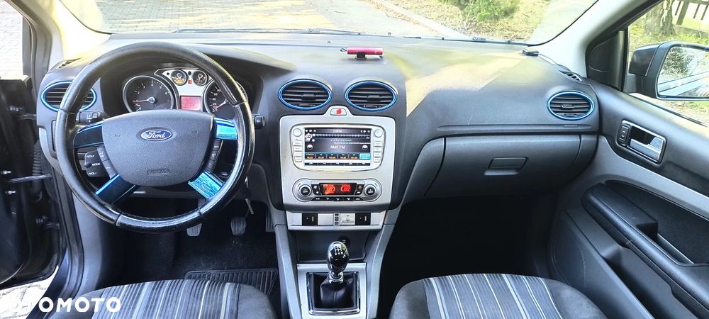 Ford Focus 1.6 16V Trend - 5