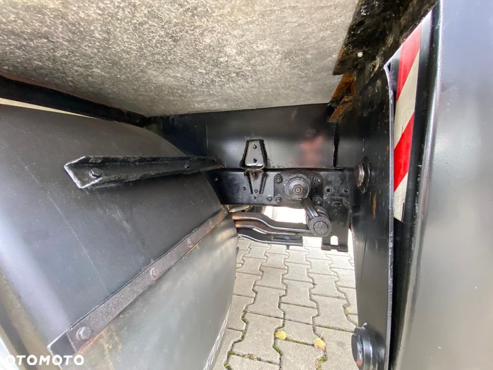 Nissan CABSTAR 3,0D PODNOŚNIK KOSZOWY MULTITEL MX200 20M WYS. ROBOCZA - 33