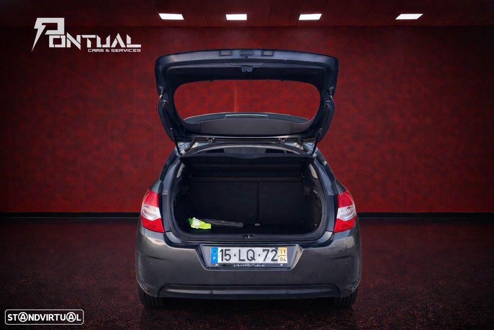 Citroën C4 1.6 HDi Business - 8