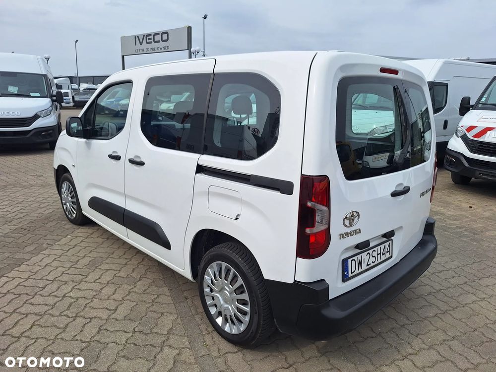Toyota Proace City Verso 5 osobowy 1,5 diesel - 7