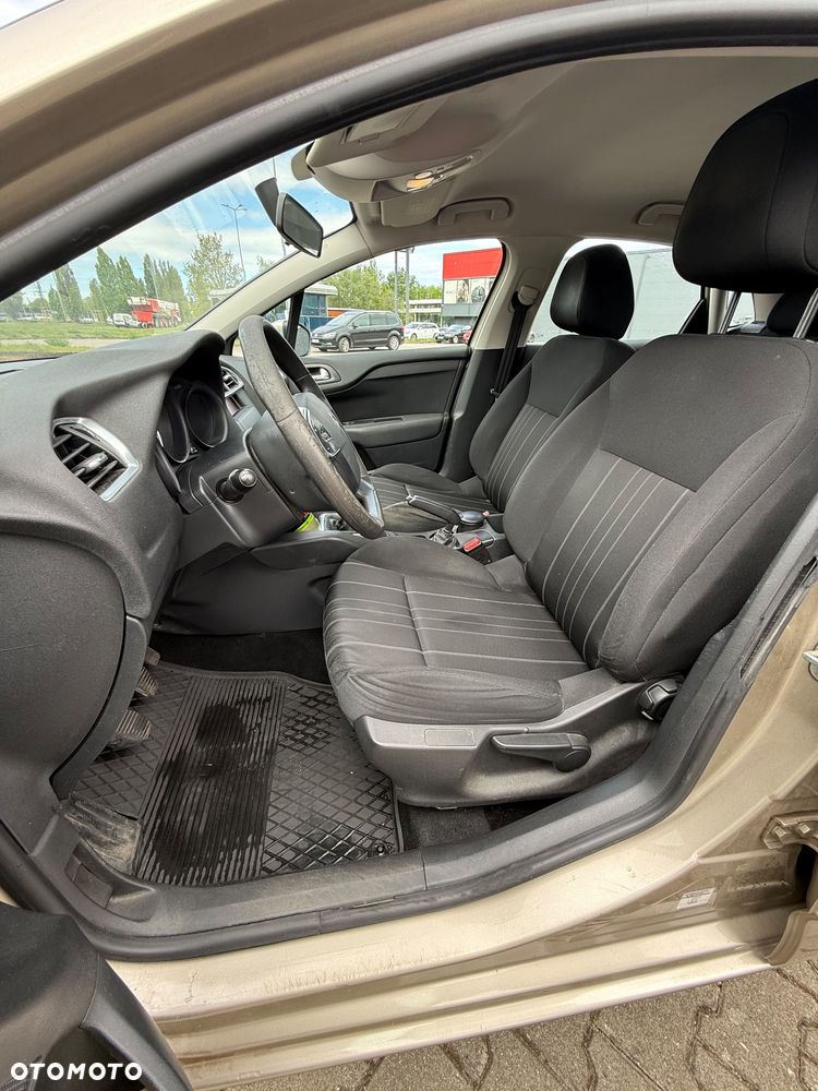 Citroën C4 1.6 VTi SX - 18