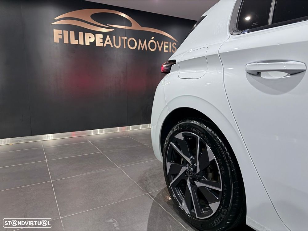 Peugeot 308 1.2 PureTech Allure Pack EAT8 - 39