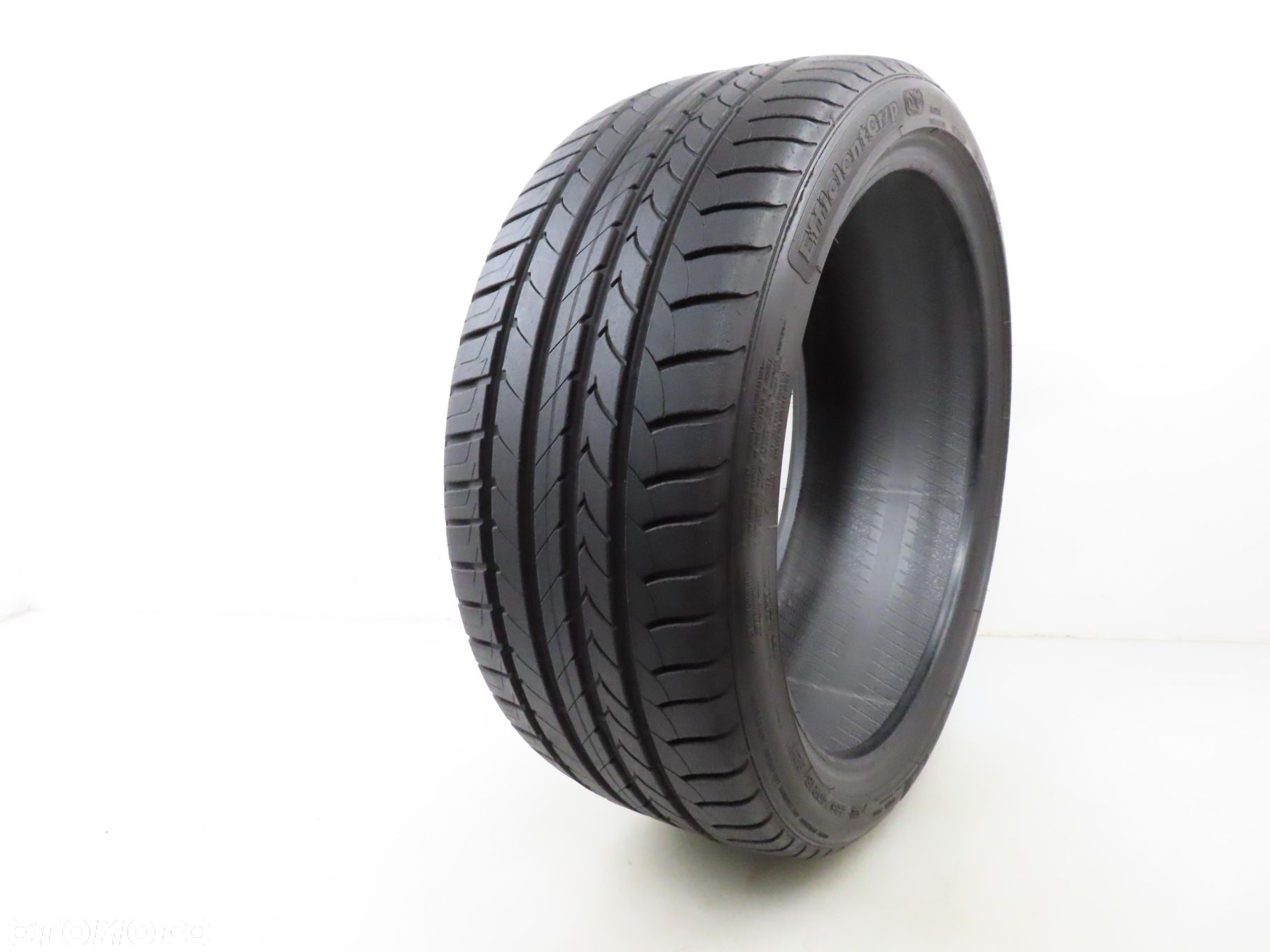 225/40R18 OPONA LETNIA Goodyear EfficientGrip 92W XL - 1