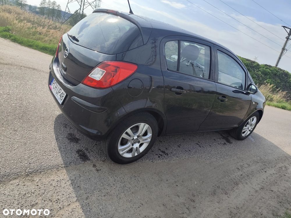 Opel Corsa 1.4 16V Edition - 4