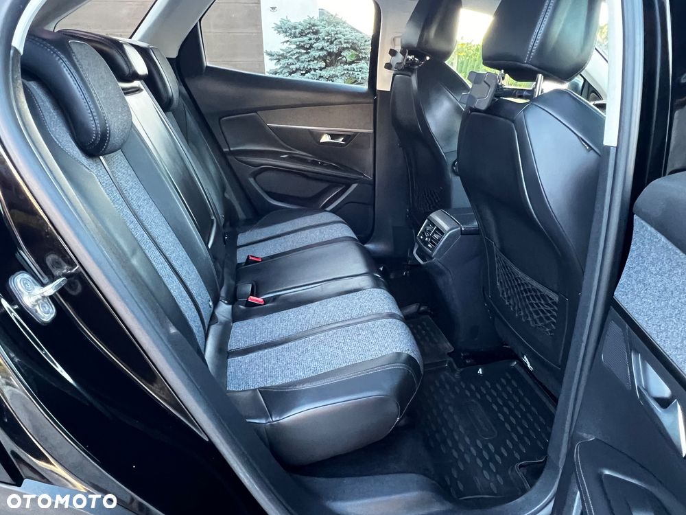 Peugeot 3008 BlueHDi 150 Stop & Start Allure - 26