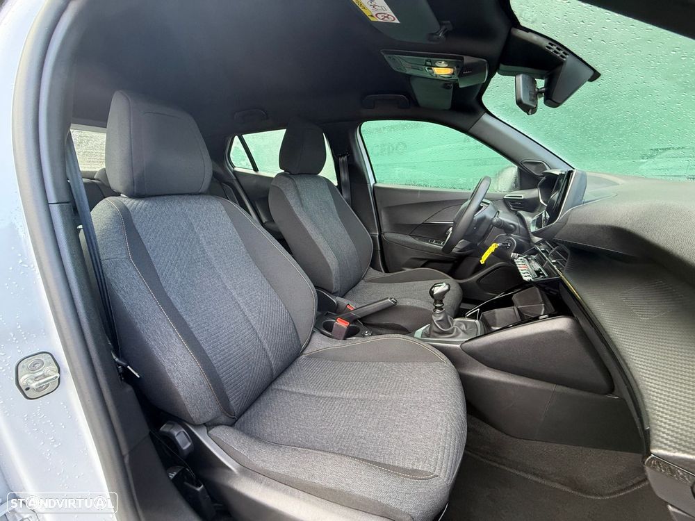 Peugeot 2008 1.2 PureTech Style - 8