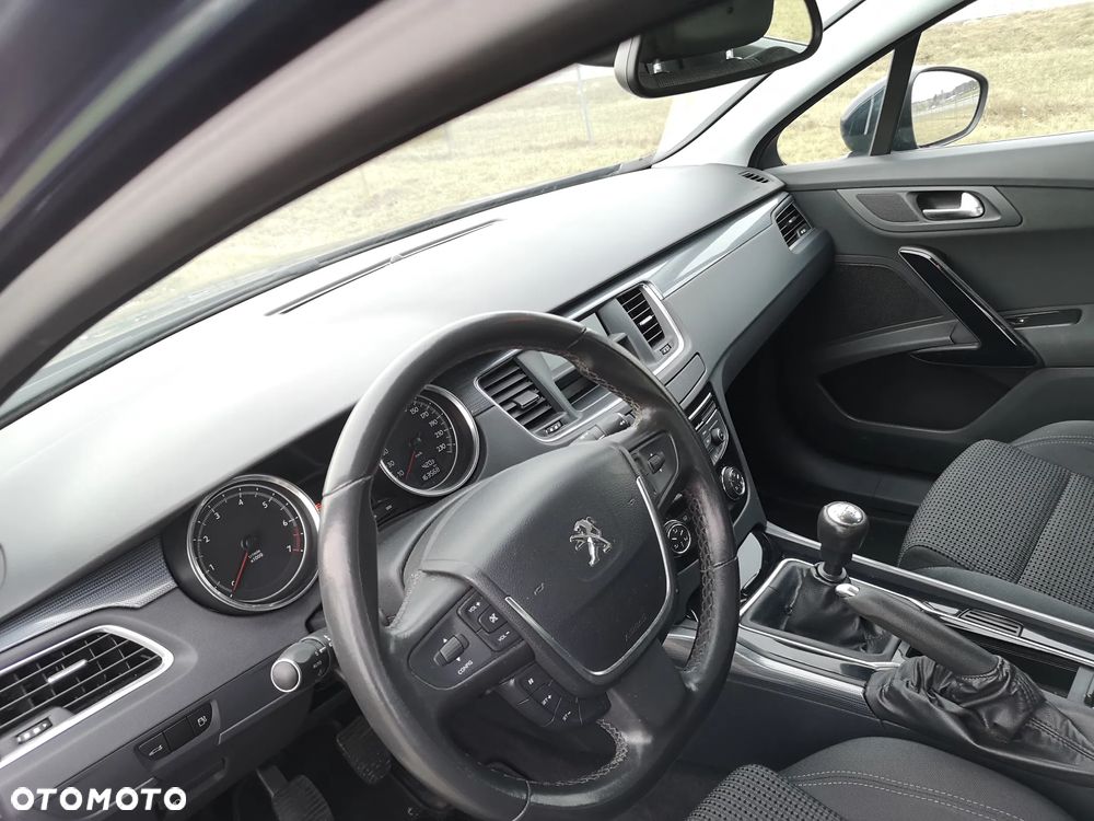 Peugeot 508 1.6 T Allure - 38