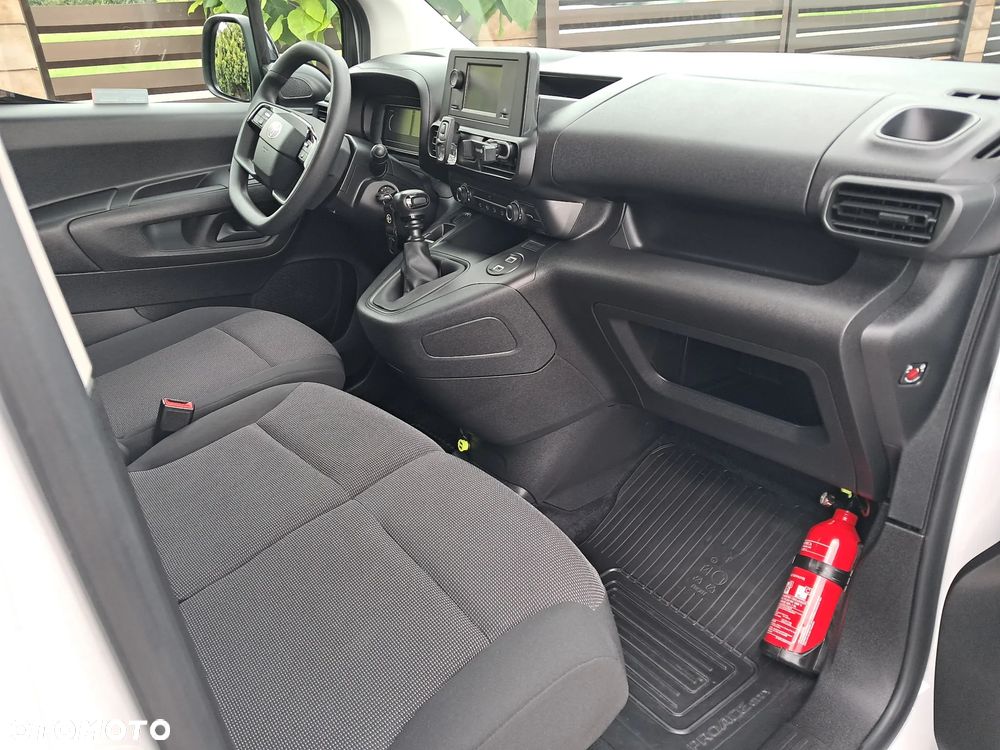 Toyota PROACEcity - 16