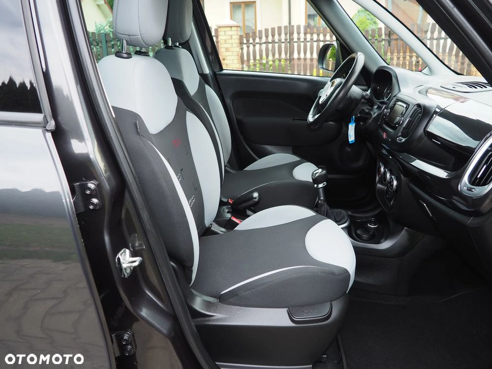Fiat 500L 1.4 16V Urban Edition - 21
