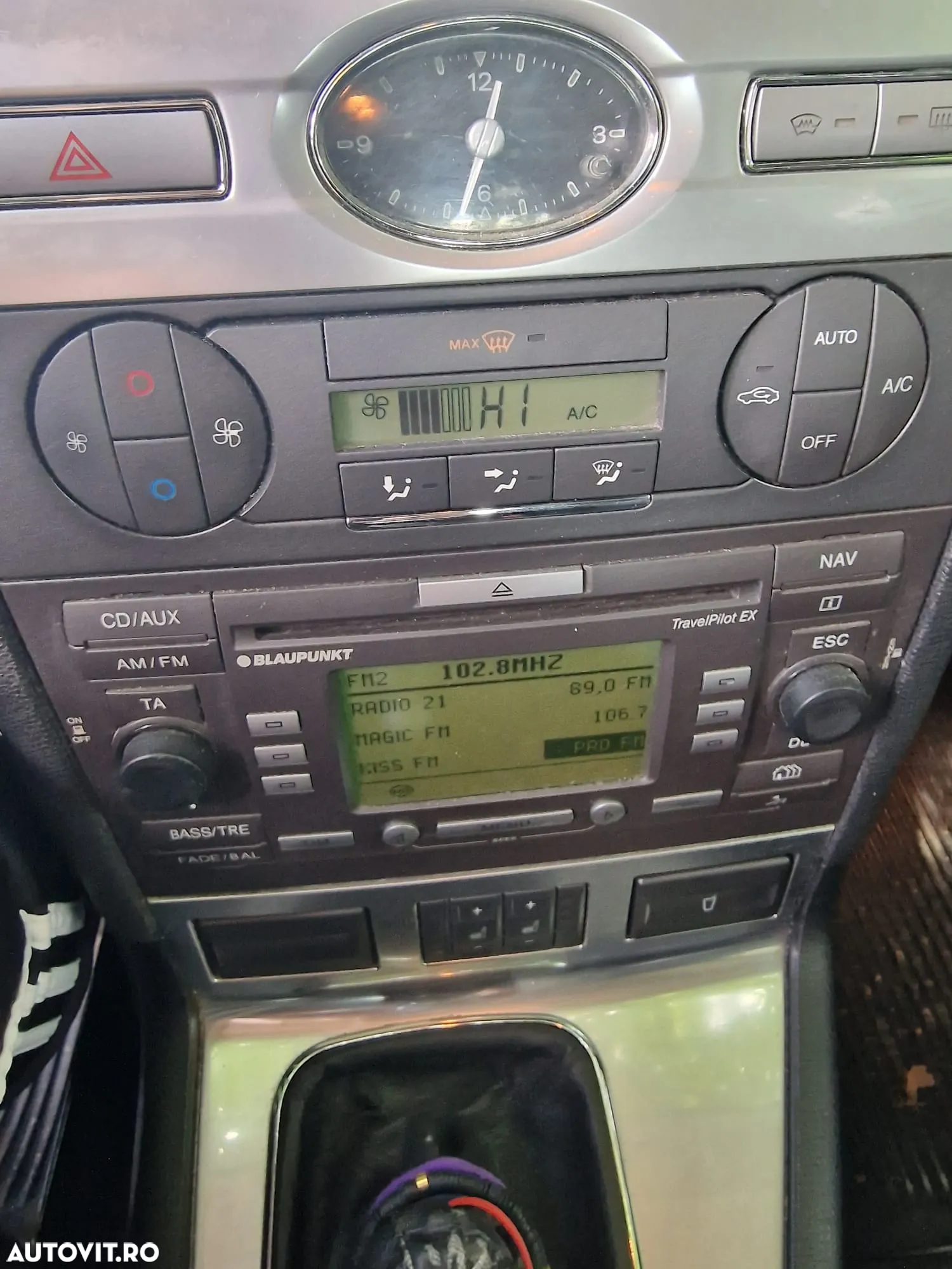 Ford Mondeo - 22