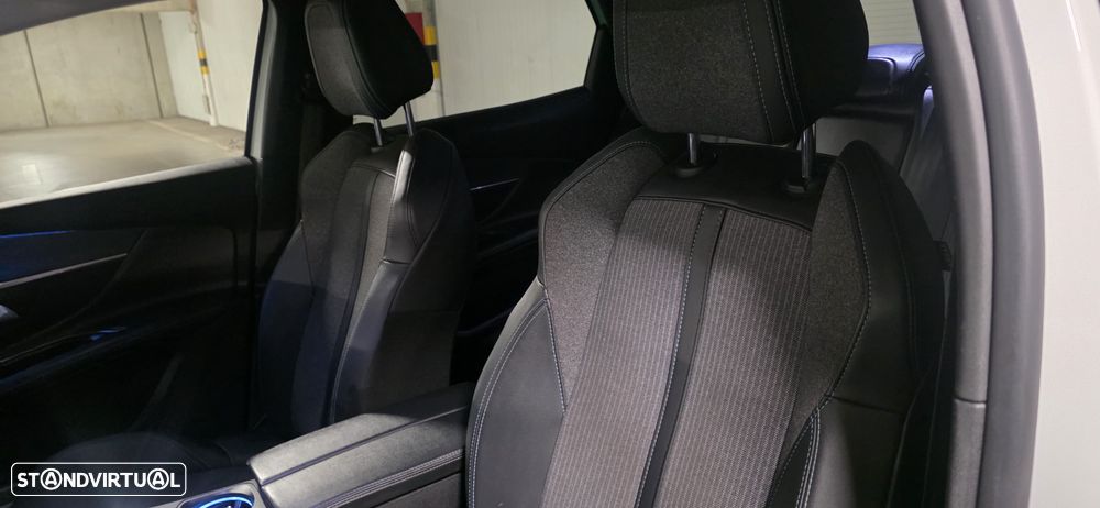 Peugeot 3008 1.2 PureTech Allure Pack EAT8 - 12