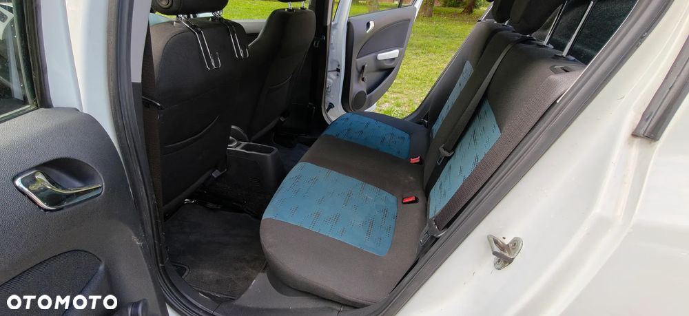 Opel Corsa - 10