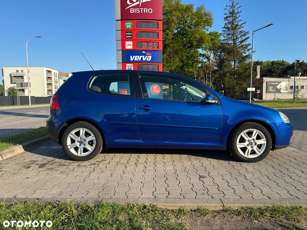 Volkswagen Golf 1.6 Comfortline - 4