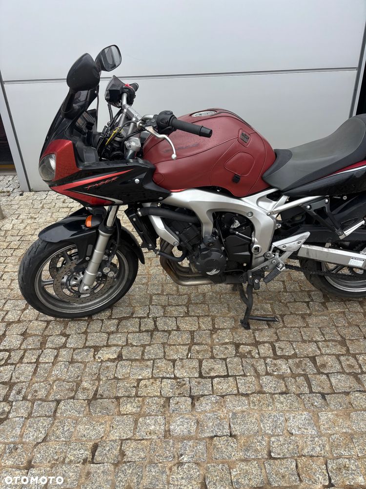 Yamaha FZ6 - 8