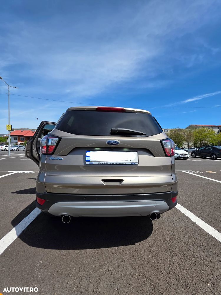 Ford Kuga - 3