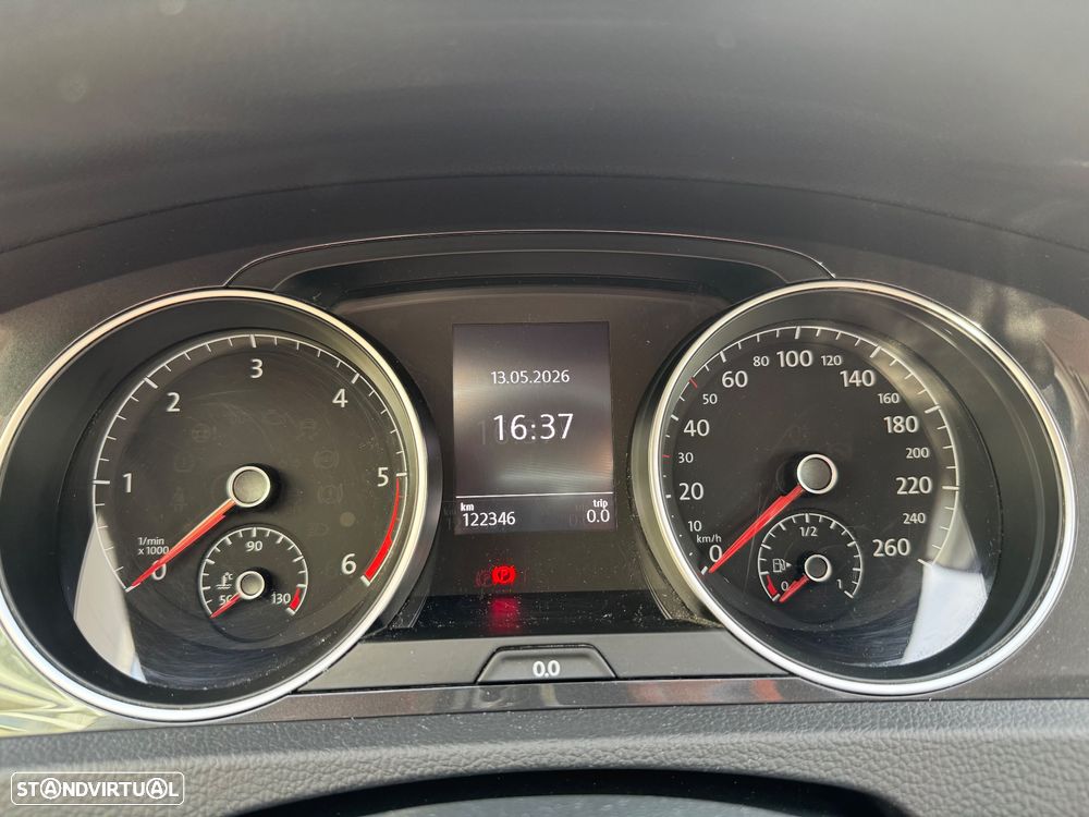 VW Golf Variant 1.6 TDi Confortline - 32