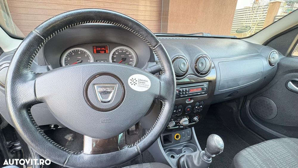 Dacia Duster 1.5 dCi 4x2 Laureate - 10