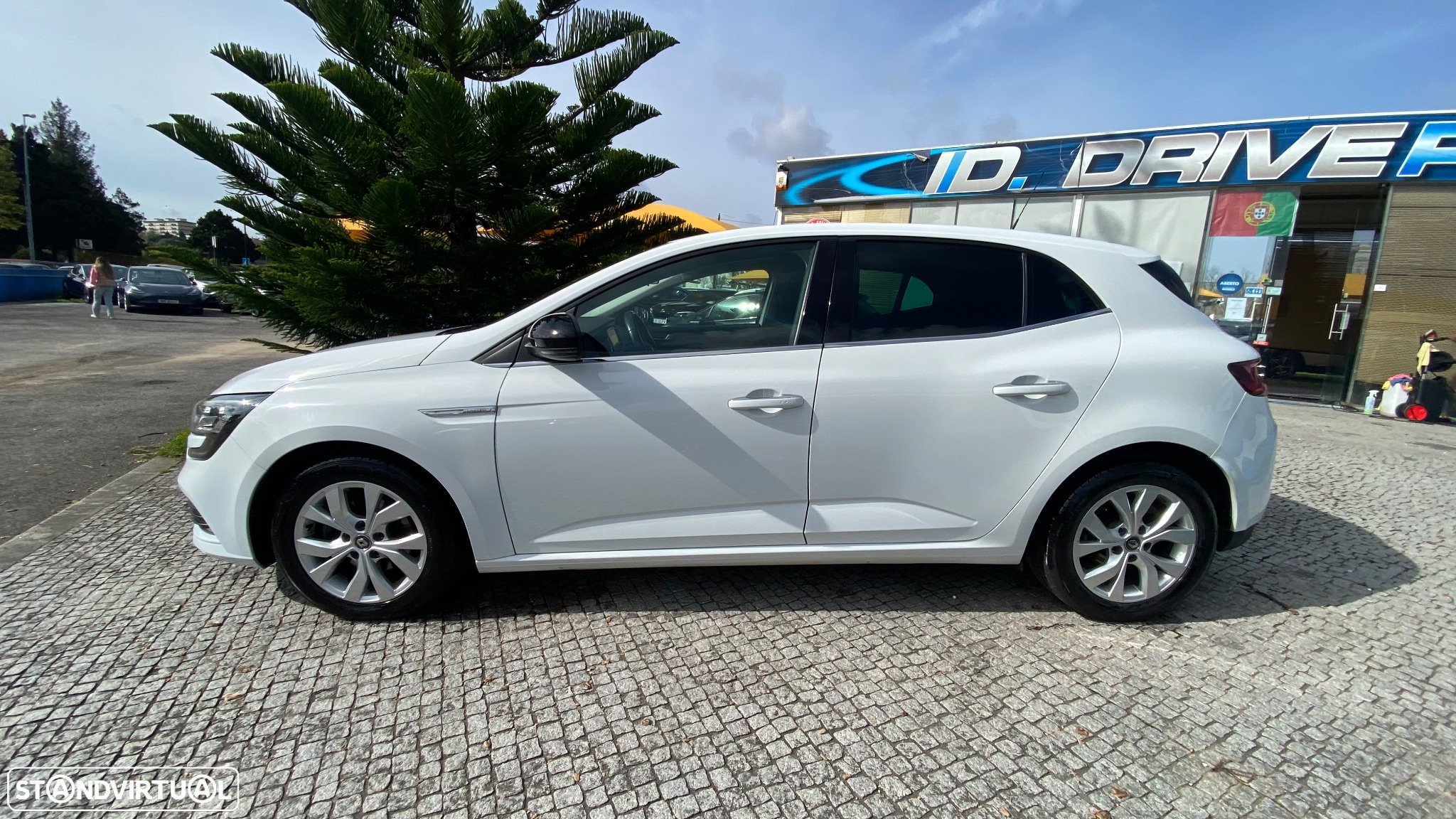 Renault Mégane 1.5 Blue dCi Limited - 14