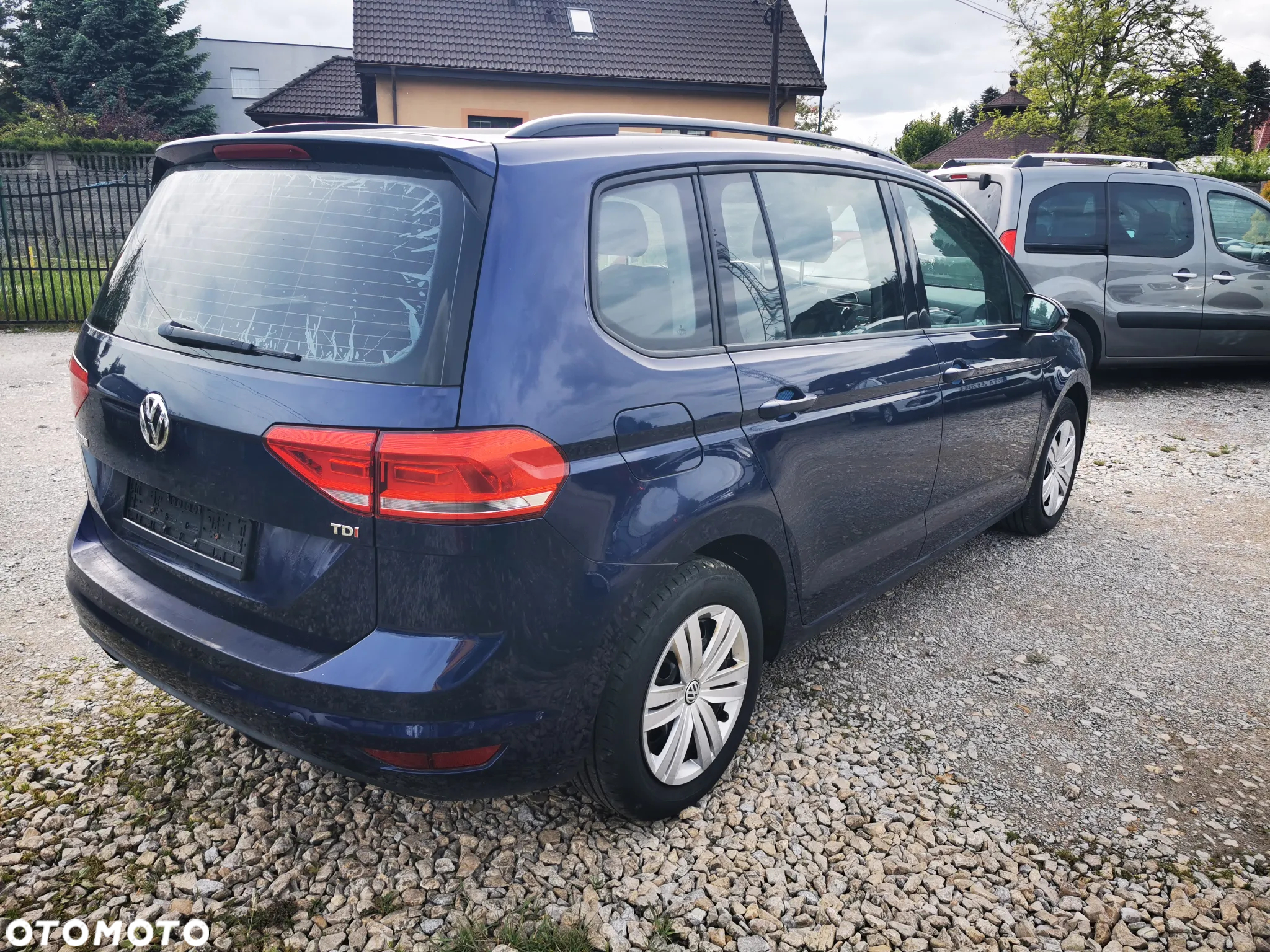 Volkswagen Touran 1.6 TDI SCR BlueMotion Technology Comfortline - 7