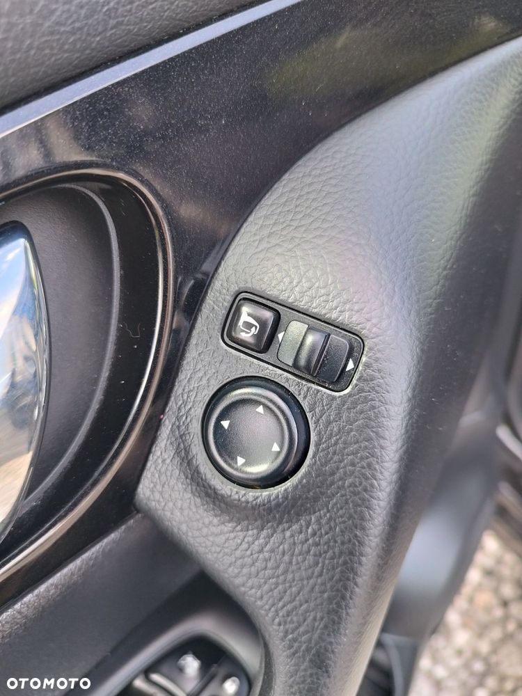 Nissan Qashqai 1.6 DCi Visia Xtronic EU6 - 21
