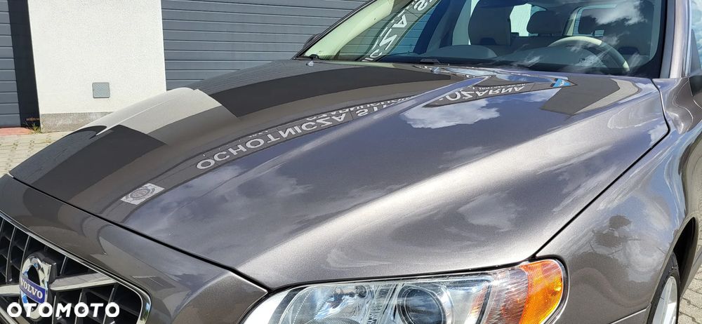 Volvo V70 D5 Geartronic Momentum - 13