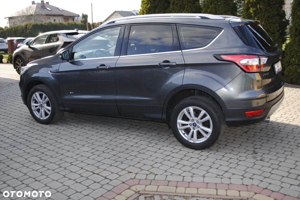 Ford Kuga - 8