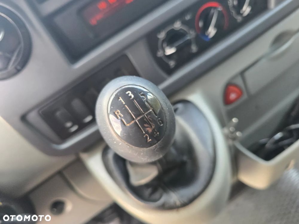 Renault Master - 24