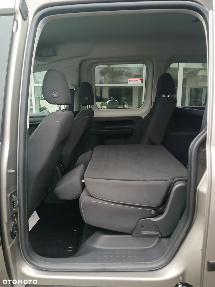 Volkswagen Caddy 1.4 TSI Trendline DSG - 28