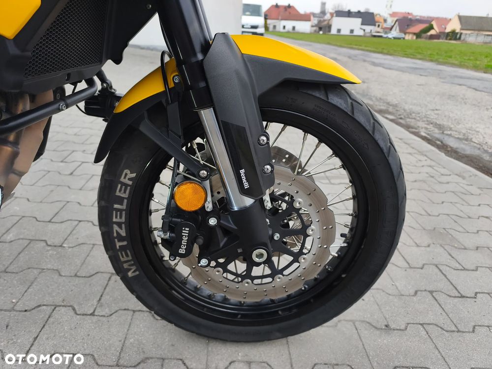 Benelli TRK 502X - 18