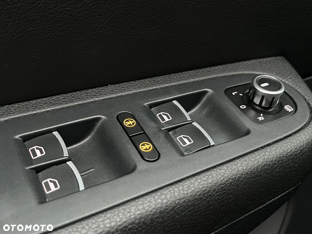 Volkswagen Sharan 1.4 TSI BlueMotion Technology Highline - 35