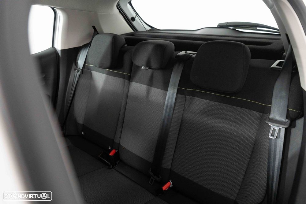 Citroën C3 1.2 PureTech C-Series - 11