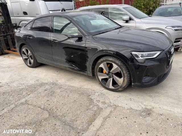 Audi e-tron 55 quattro S-Line - 2