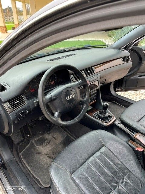 Audi A6 2.5 TDI V6 24v — fotografia 8