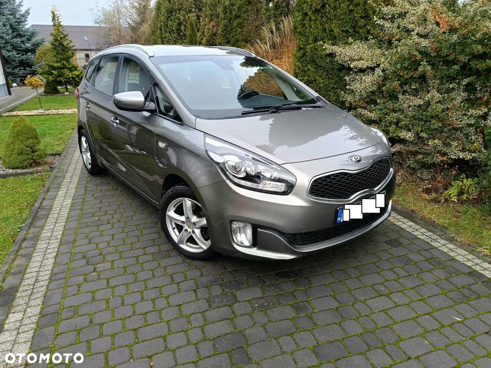 Kia Carens 1.6 GDI Business Line EU6 - 12