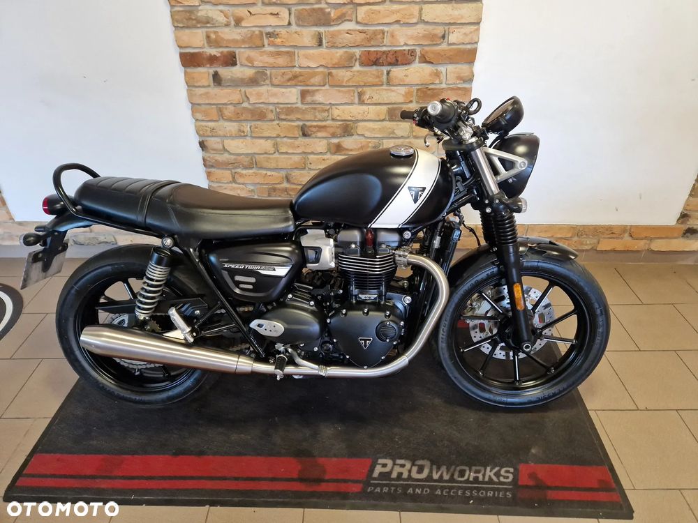 Triumph Speed Twin - 3