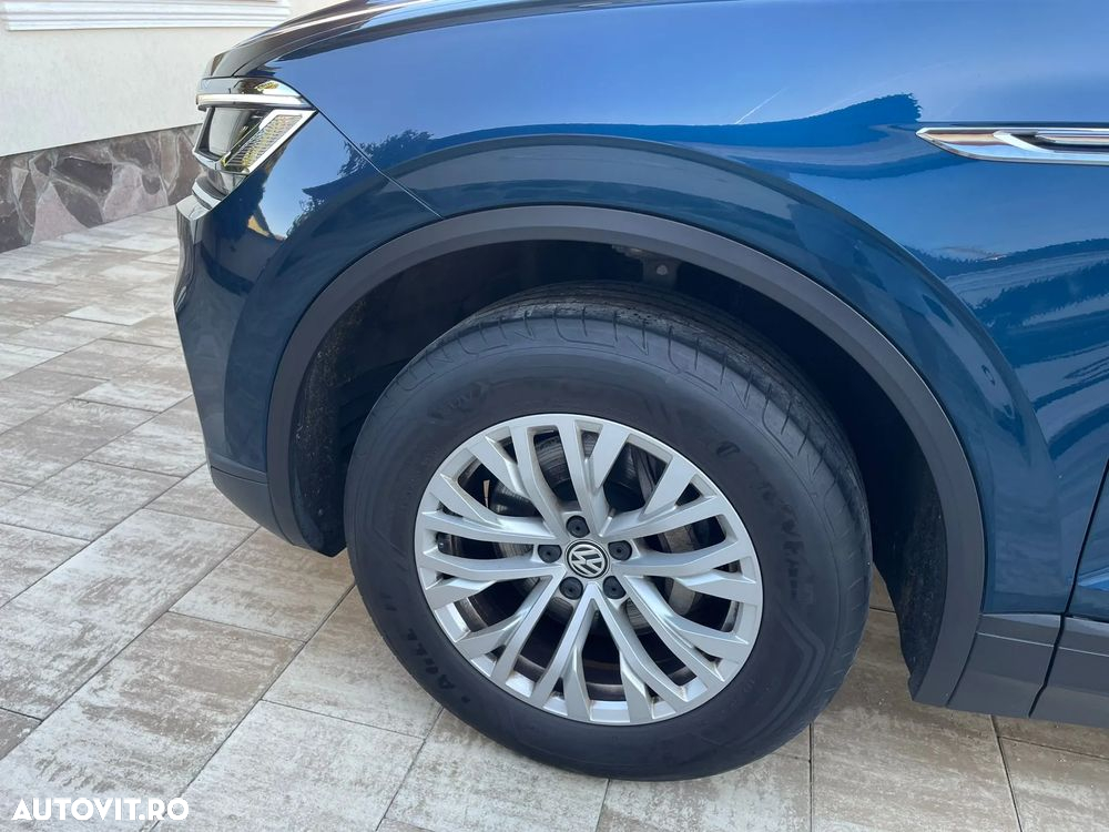 Volkswagen Touareg - 19