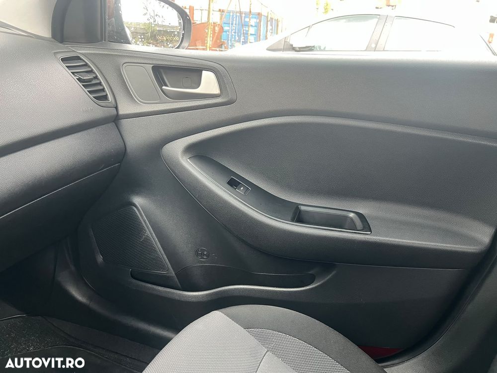 HYUNDAI i20 2019 — imagine 11