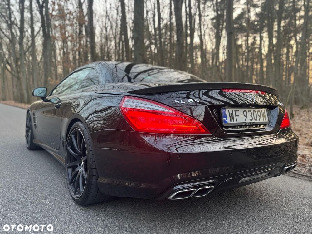 Mercedes-Benz SL 63 AMG AMG Speedshift MCT 7-Gang Sportgetriebe AMG Performance Package - 3