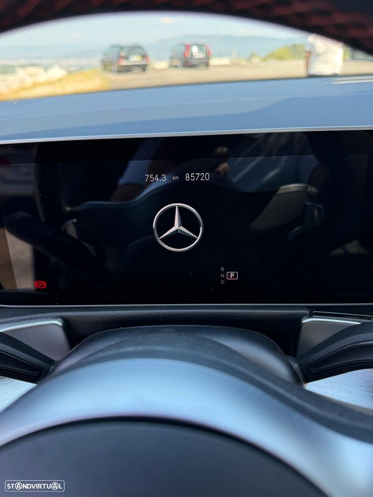 Mercedes-Benz GLB 200 7G-DCT AMG Line - 6