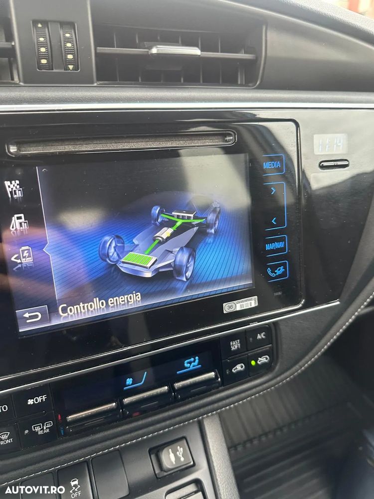 Toyota Auris - 7