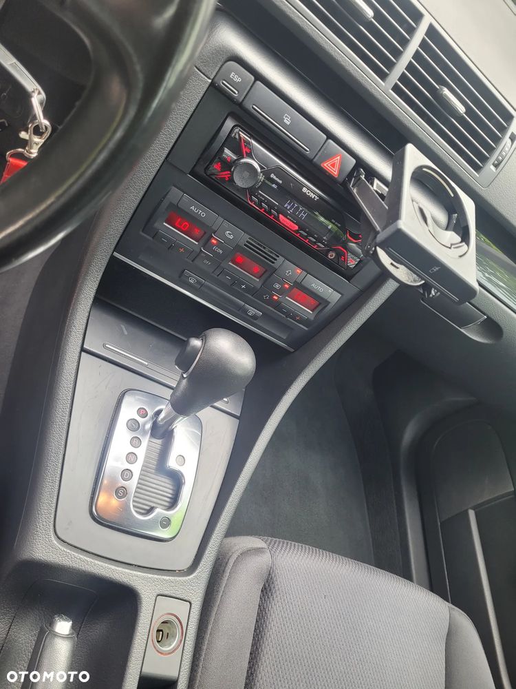 Audi A4 Avant - 15