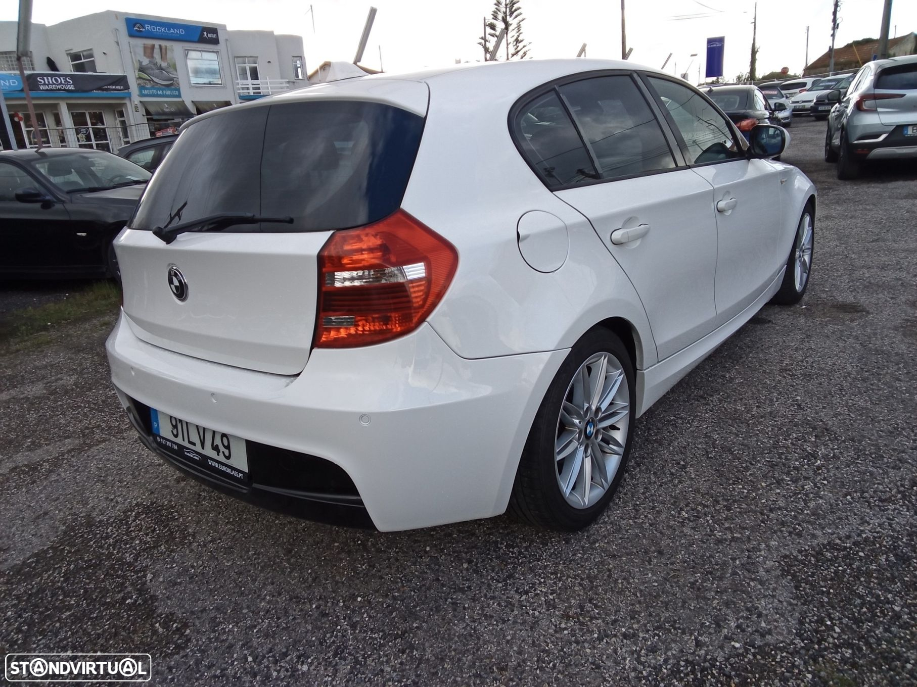 BMW 118 d Pack M - 11