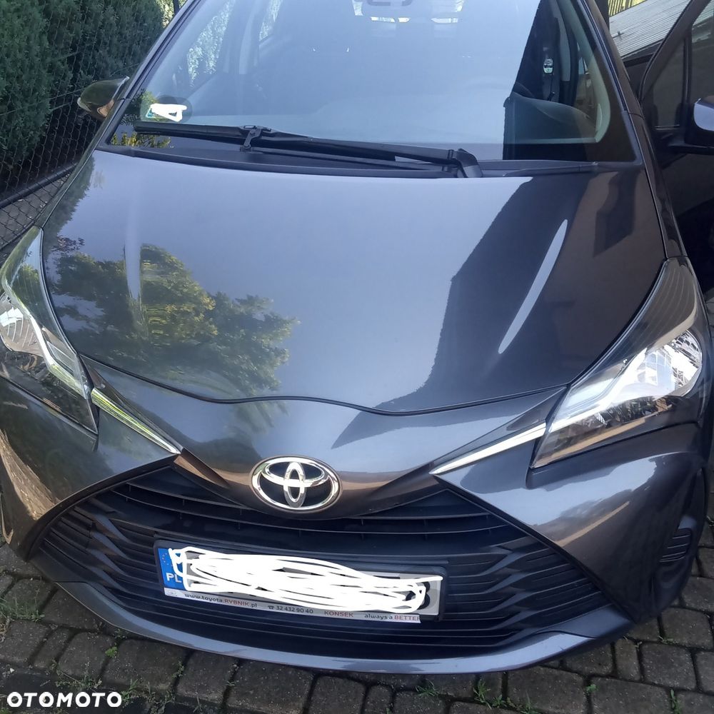 Toyota Yaris - 1